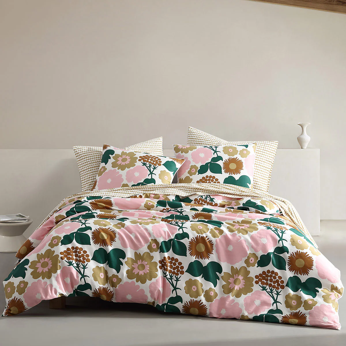 Marimekko Pieni Kukkatori Pink / Beige / Green Full / Queen Duvet Cover Set - Image 3